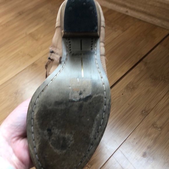 Dolce vita tan perforated booties - Picture 5 of 5